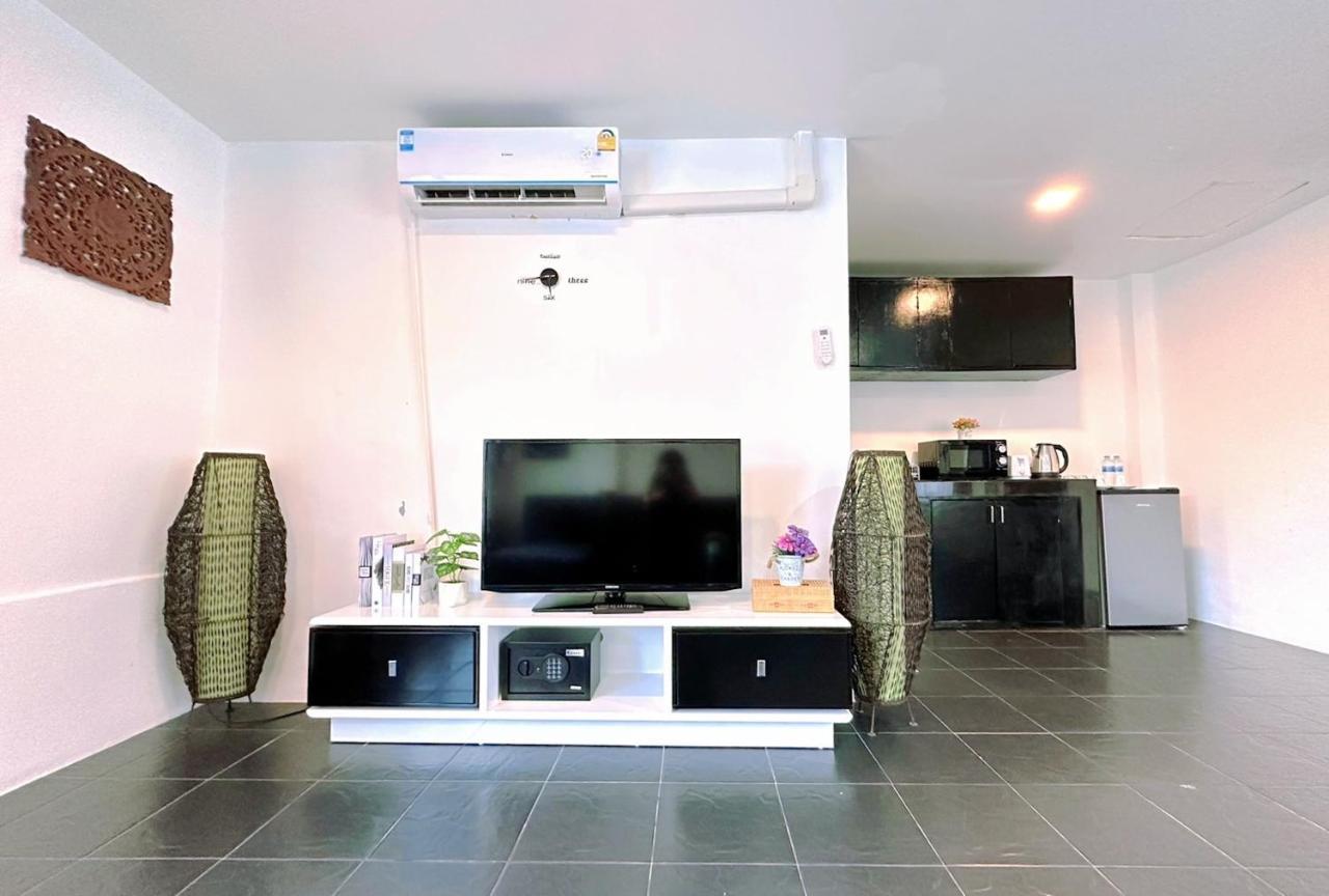 Baya Phuket Hotel 3*